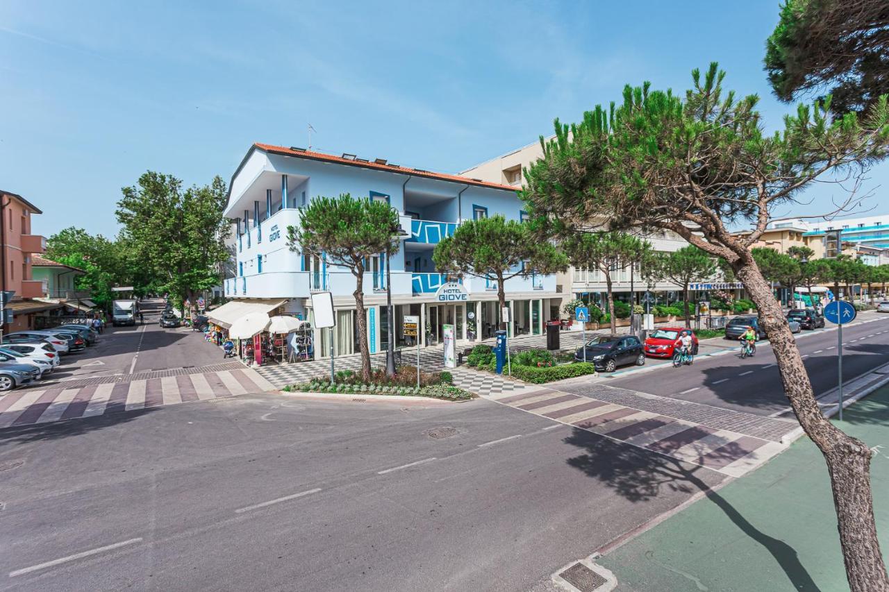 Hotel Giove Dipendenza Hotel Fiamma 체제나티코 외부 사진