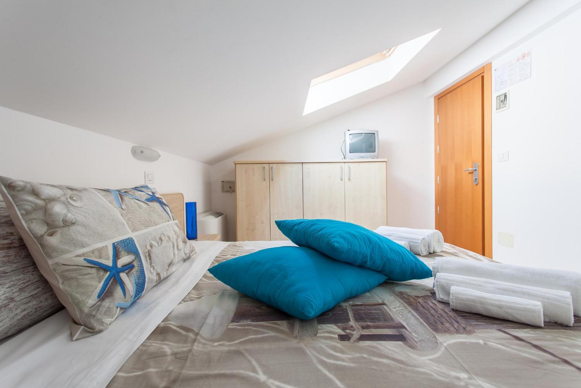 Hotel Giove Dipendenza Hotel Fiamma 체제나티코 객실 사진