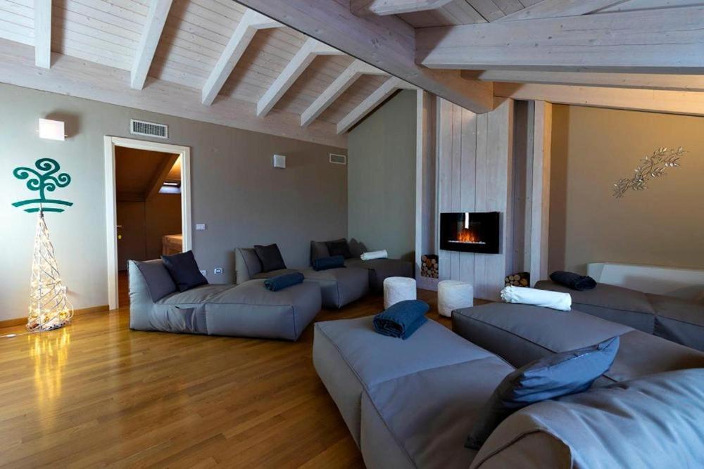 Hotel Giove Dipendenza Hotel Fiamma 체제나티코 외부 사진